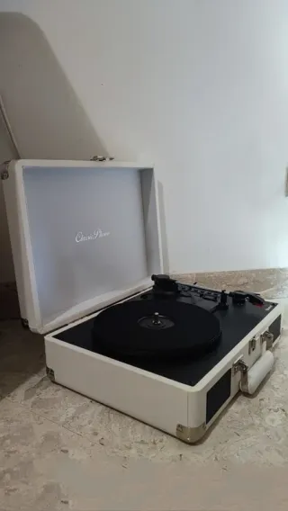 Giradischi Lenco TT-115CR crema AUX Bluetooth