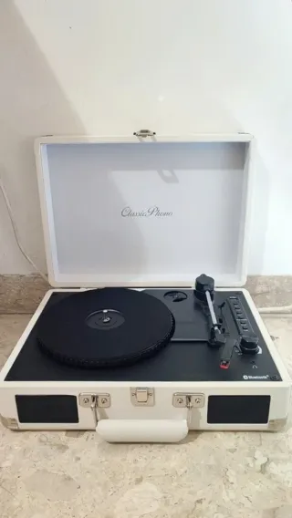 Giradischi Lenco TT-115CR crema AUX Bluetooth