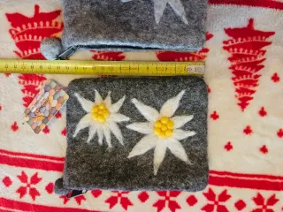 Borsetta pochette in lana con edelweiss