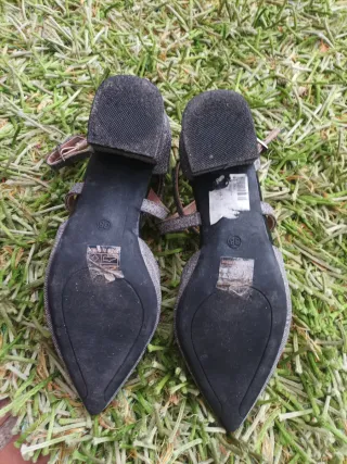 Zapatos fiesta tacón 5cm plateados n°38