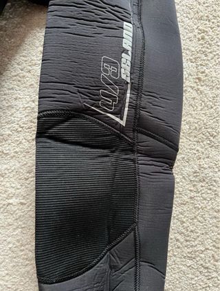 Neopreno Seland de 4/3 mm como nuevo