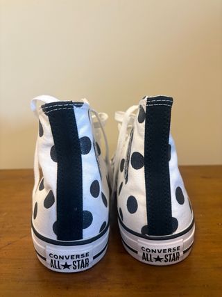 Converse Bota Lunares Blanco y Negro