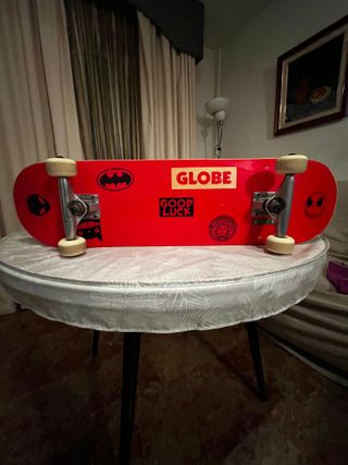 Tabla de Skate Globe Roja