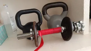 Pesa rusas y mancuernas