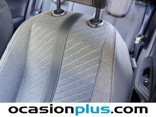 Peugeot 2008 Allure Hybrid eDCS6 100 kW (136 CV)