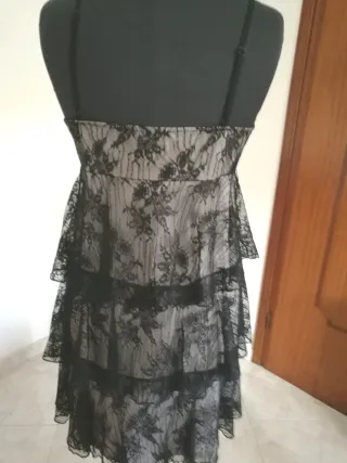 Abito pizzo balze nero e grigio