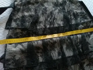 Abito pizzo balze nero e grigio