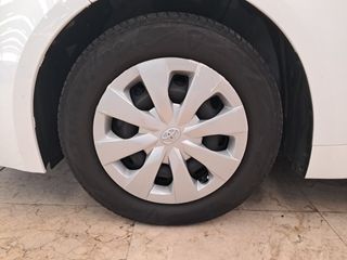 Toyota Corolla 1.8 125H BUSINESS PLUS E-CVT