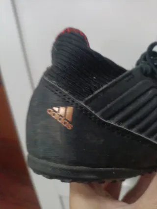 Botas de fútbol Adidas Predator Talla 31