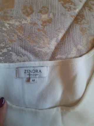 Vestido de punto blanco y negro