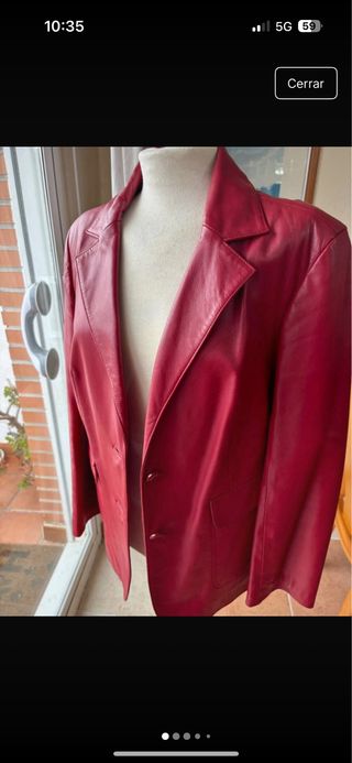 Chaqueta de cuero roja