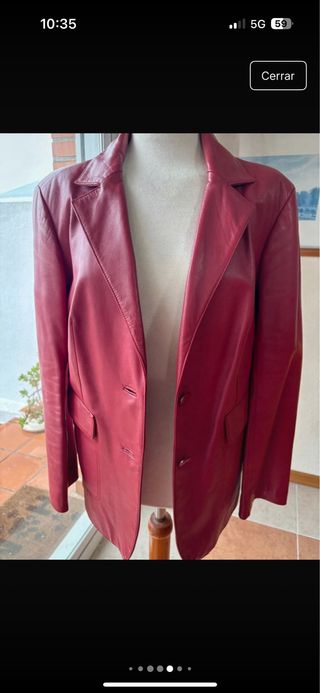 Chaqueta de cuero roja