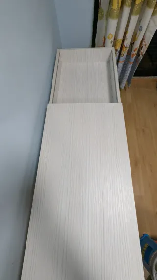 Escritorio infantil extensible