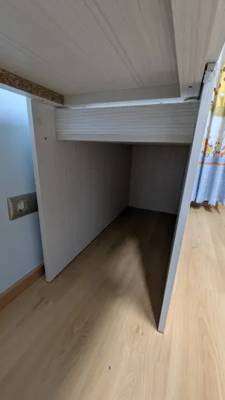 Escritorio infantil extensible