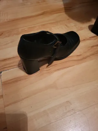 Zapatos de tacón de piel para mujer