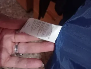 Cappotto corto con cappuccio nero