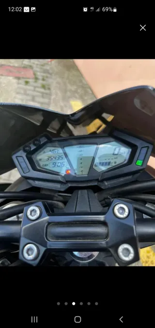 Moto Kawasaki Z800 e