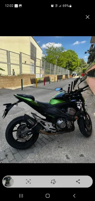 Moto Kawasaki Z800 e