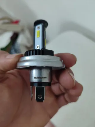 Bombilla R2 P45t H5 LED