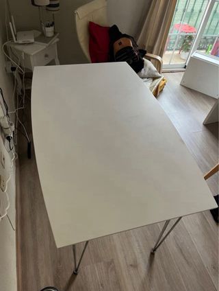 Mesa Comedor/Escritorio Blanca y Plateada