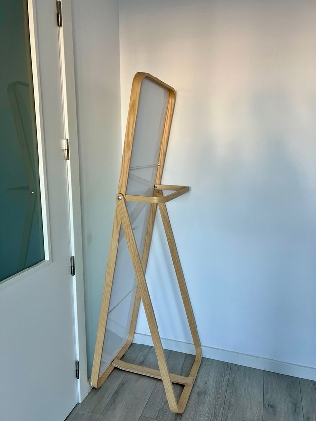 Espejo de pie Ikea madera