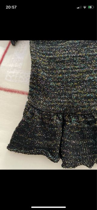 Top de punto con hilo metalizado