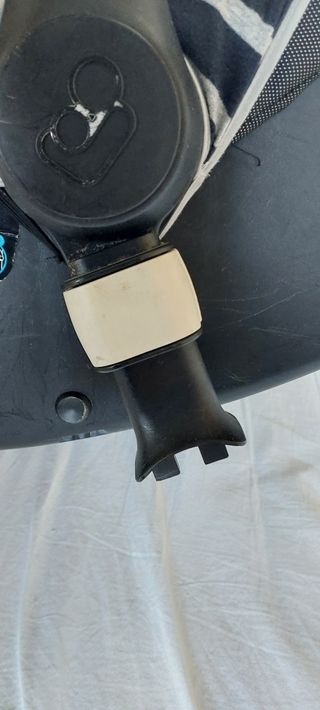 Maxi-Cosi + funda + adaptadores Bugaboo