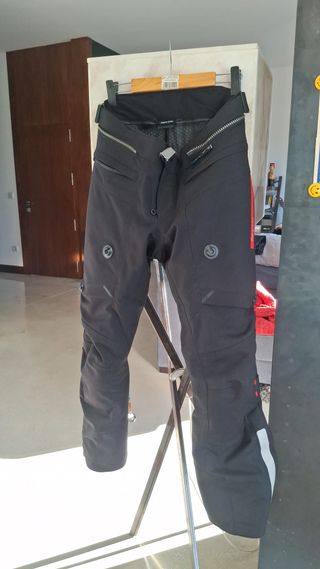 Pantalón Moto Mujer Revit Negro