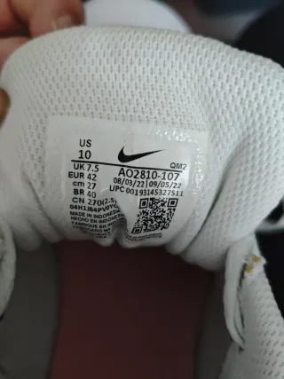 Zapatillas Nike Blancas y Rosas