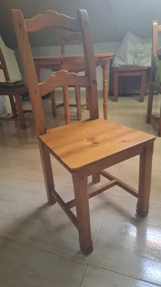 Sillas de pino macizo (4 unidades)