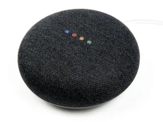 Google Home Mini Negro con Poco Uso