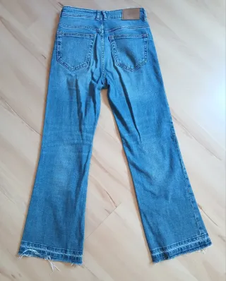 Pull&Bear Vaquero Capri Talla 32