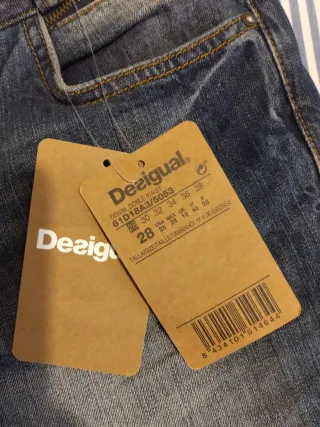 Pantalón tejano Desigual Talla 28