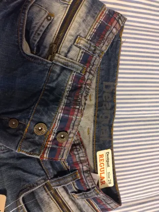 Pantalón tejano Desigual Talla 28