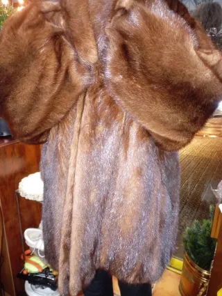 Chaquetón visón sintético marrón