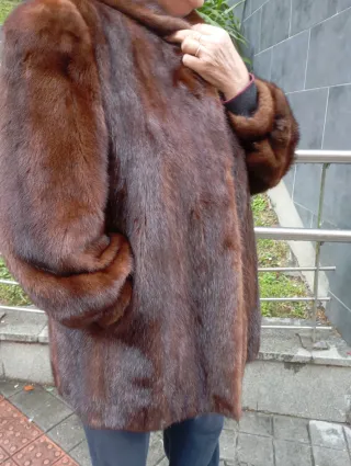 Chaquetón visón sintético marrón