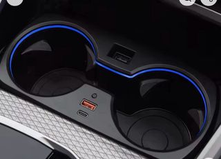 Marco portavasos BMW G32