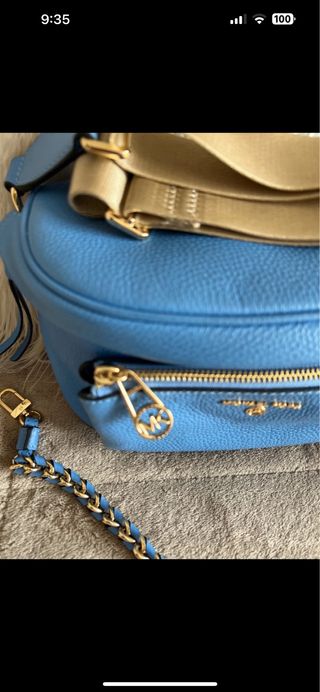 Riñonera Michael Kors Azul y Dorada Nueva