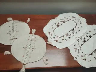 4 Tapetes Ovalados Encaje Flores