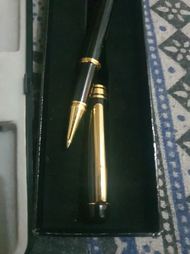 2 Penne eleganti con astuccio