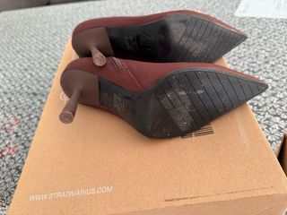 Botines de tacón marrón