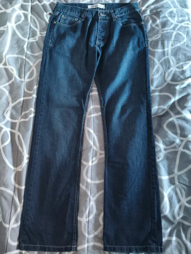 Pantalón vaquero azul hombre