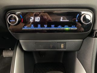 Toyota Yaris 120h híbrido