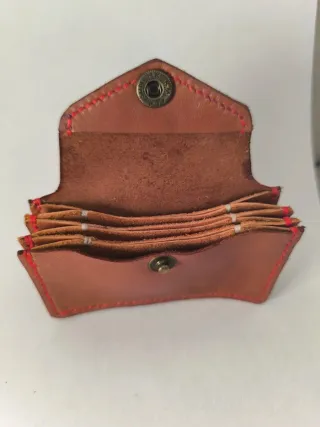 Tarjetero monedero de piel