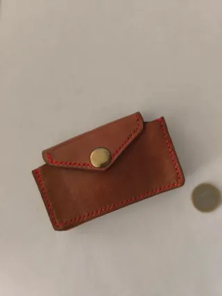Tarjetero monedero de piel