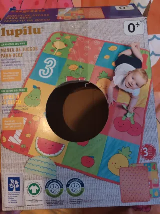 Manta de juegos infantil con caja