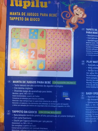 Manta de juegos infantil con caja