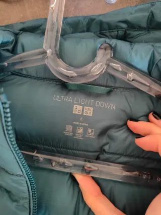 Parka plumas ultraligera con capucha