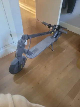 Patinete Eléctrico Xiaomi Casi Nuevo