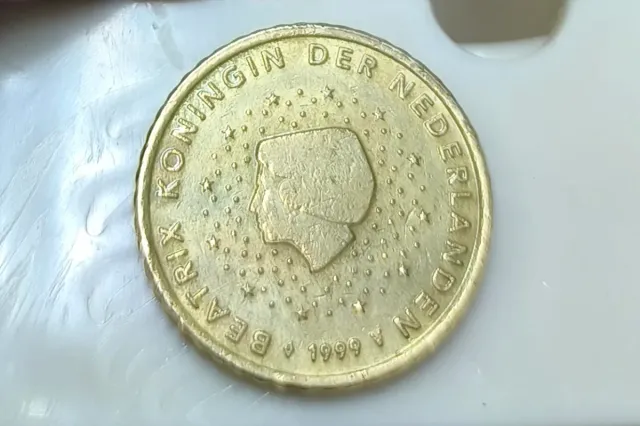 Moneda Reina Beatriz de Holanda